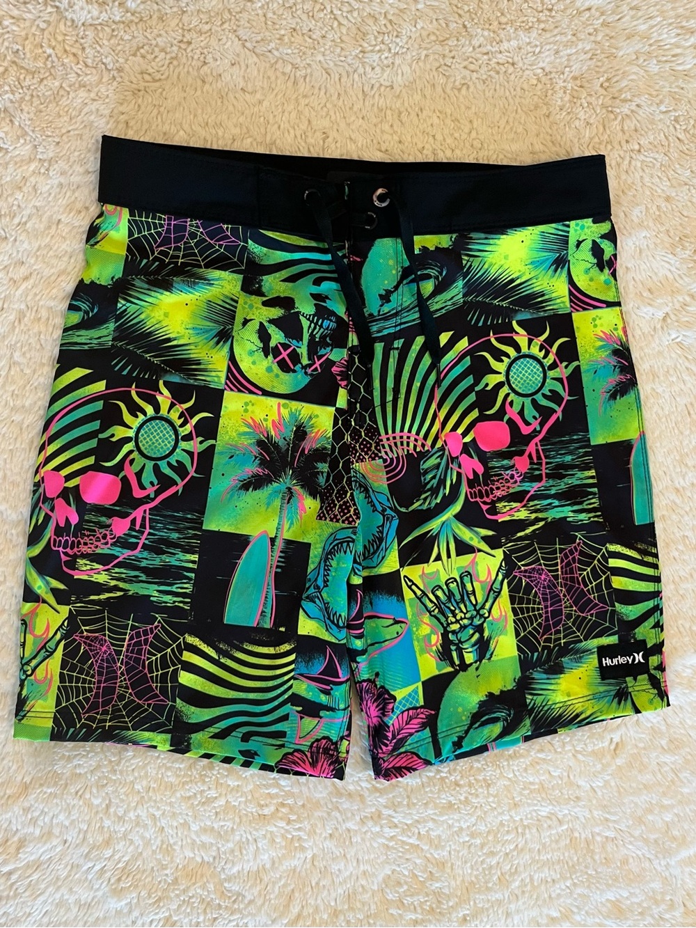 Hurley Neon Skull Palm Print Boys Swim Shorts - Black/Neon Sz 12